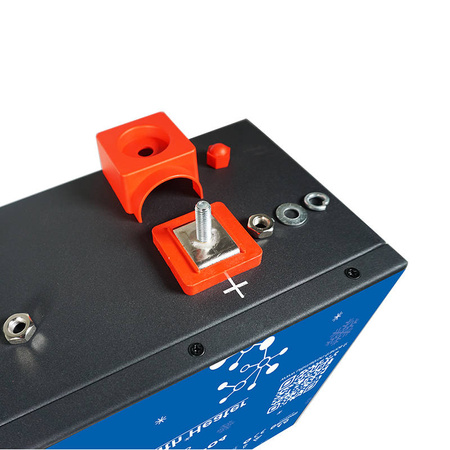 180Ah LiFePO4 12.8V ULTIMATRON beheizter Untersitz-Akku