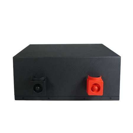 180Ah LiFePO4 12.8V ULTIMATRON beheizter Untersitz-Akku