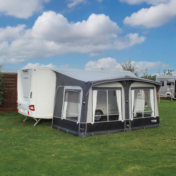 CAMPTECH Dolomit Air am Wohnwagen