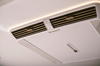 Truma Aventa compact 2. Generation Dachklimaanlage - schwarz, 1700 W Kühlung, 1200 W Heizung, Fahrzeuge bis 6 m