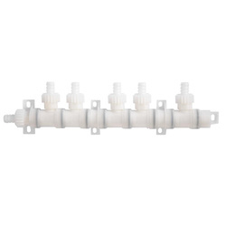 Verteilerblock 5-fach mit Muttern