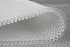 Carbest Matratzenunterlage 140 x 200 cm, 15 mm stark - elastisches und atmungsaktives PE-Abstandsgewebe, zuschneidbar, weiß