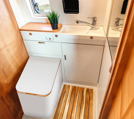 TROBOLO SilvaBlœm - Trenntoilette aus Holz, weiß