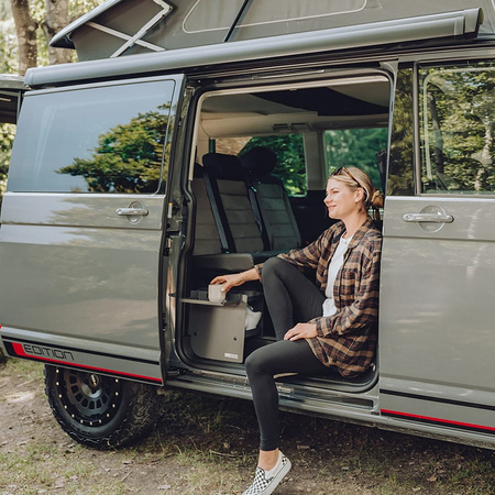 Schuhaufbewahrung shoeBOXX für VW T5/T6/T6.1