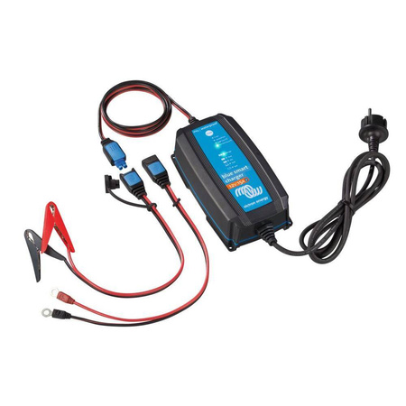 Blau Smart IP65 12/15(1) 230V CEE 7/17 Victron Ladegerät
