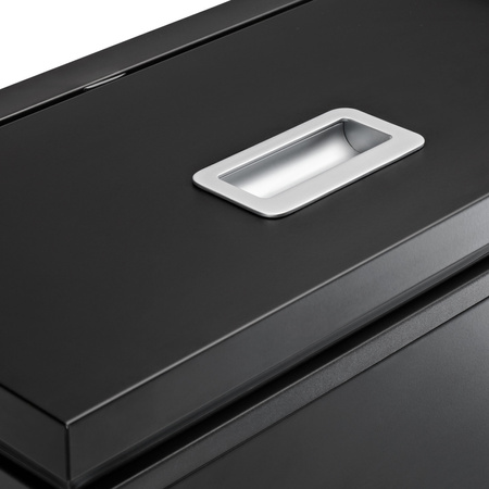 Indel B TL30 – ein flacher, eingebauter Toplader-Kühlschrank mit konfigurierbarem Deckel